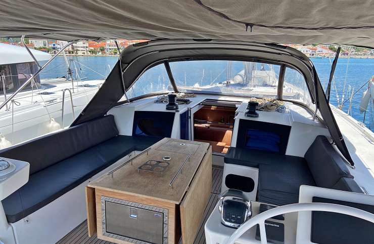 dufour 56 my Way chartern sea and more yachting