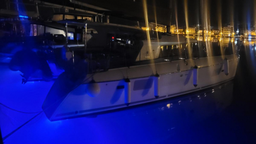 Lagoon 421_Happines bei Nacht