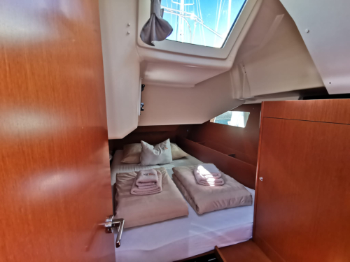 First Eingang Kabine