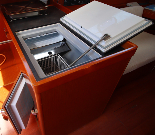 First kuehlschrank-2025-3