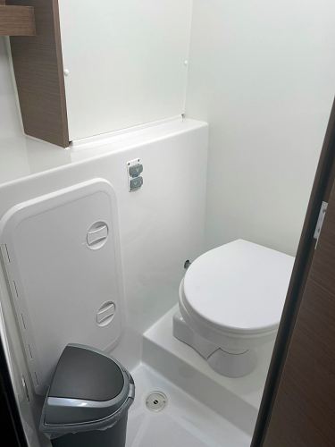 Futuna Lima 19 Toilette elektrisch