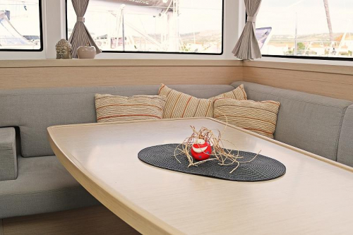 Ocean Pearl Salon Aufenthaltsecke mit Tisch