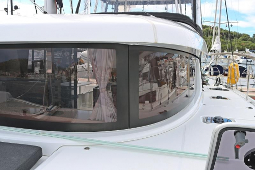 Ocean Pearl Cockpit von aussen