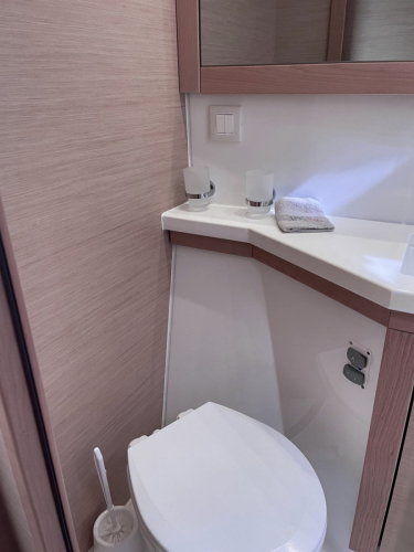 Julius Cesar 3 nasszelle vorn