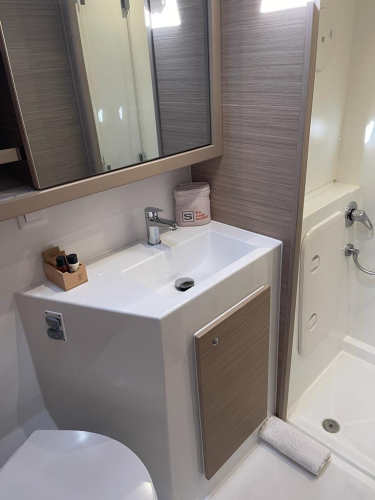 Sailing Breeze Waschbecken in der Kabine