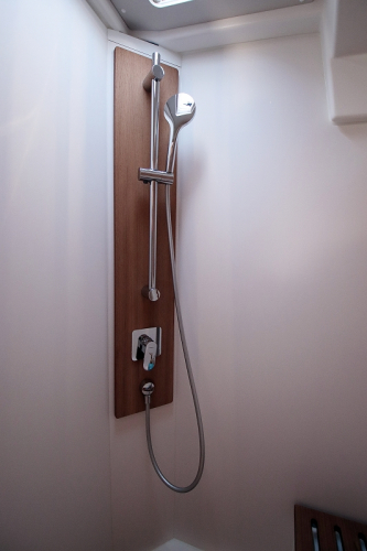 White Bird Dusche Nasszelle in der Kabine