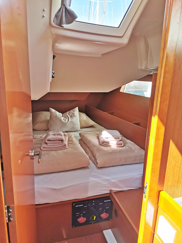 First Eingang Heck-Kabine