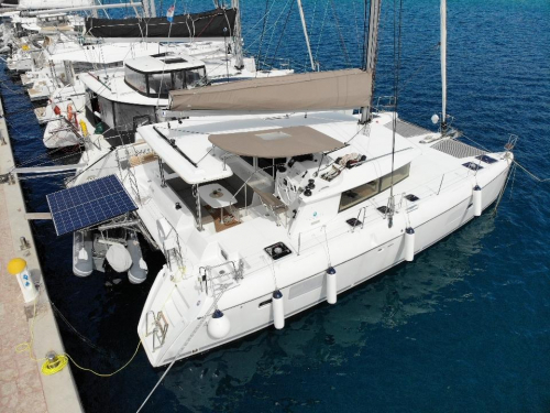 Lagoon 421_Happines Anleger in der Marina